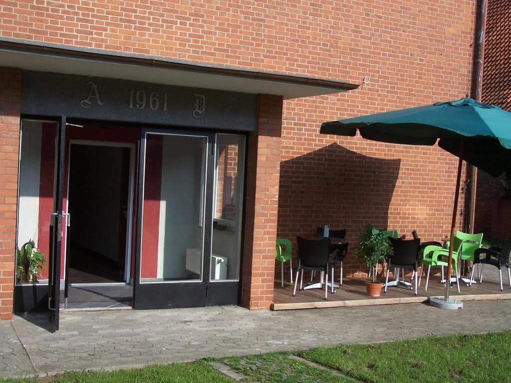 Energie17 Hotel Зарщед Екстериор снимка